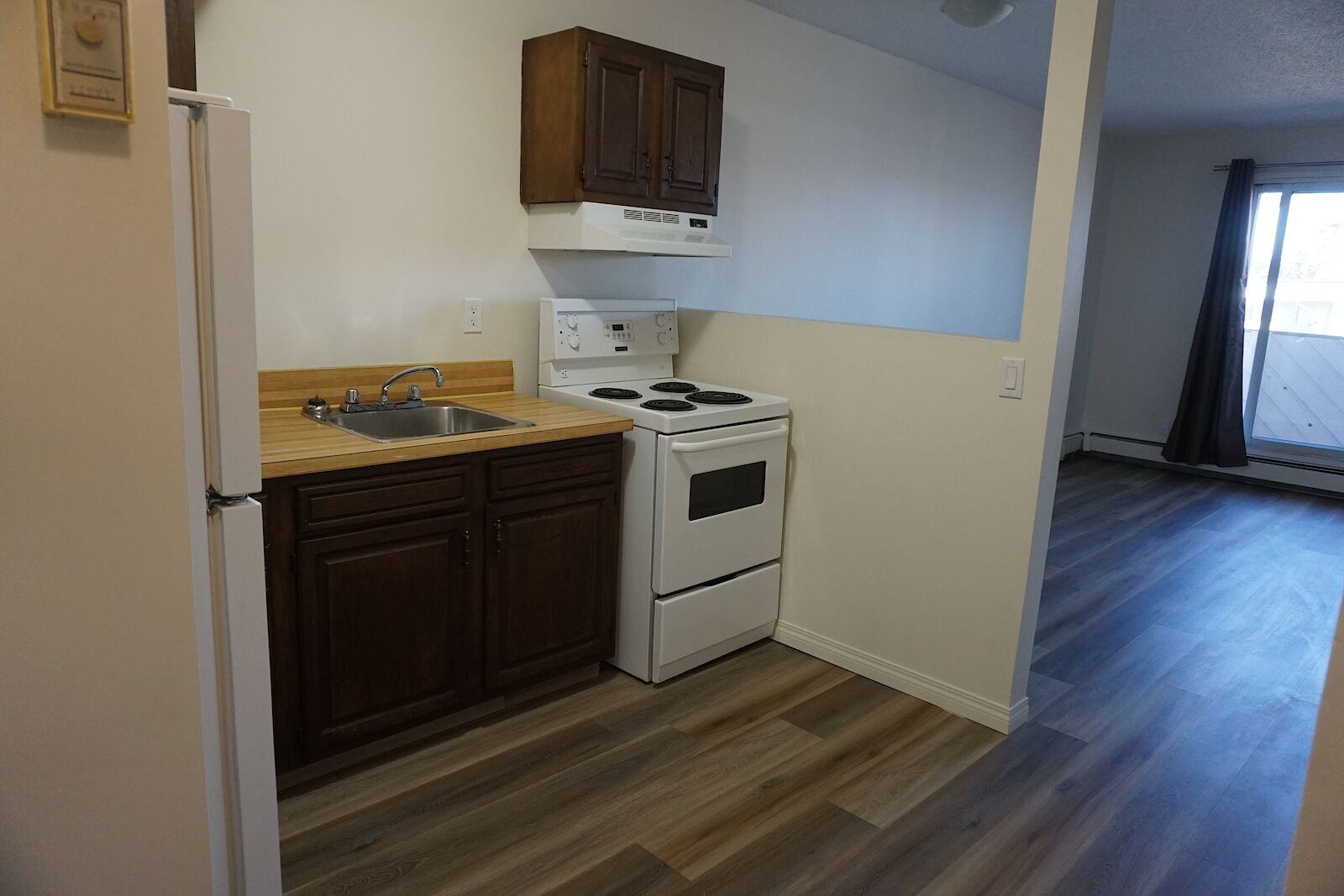 Calgary 1 bedroom Condo Unit for rent. Property photo: 671902-1