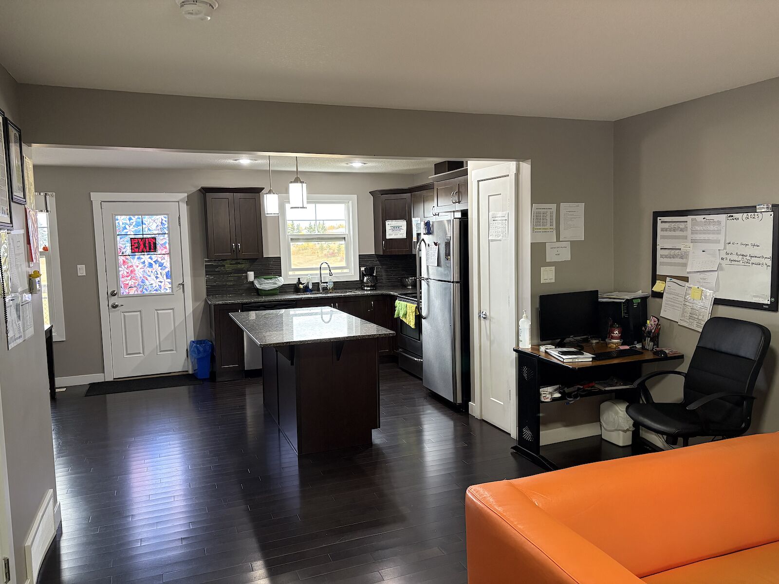 Edmonton 4 bedrooms Townhouse for rent. Property photo: 673612-1