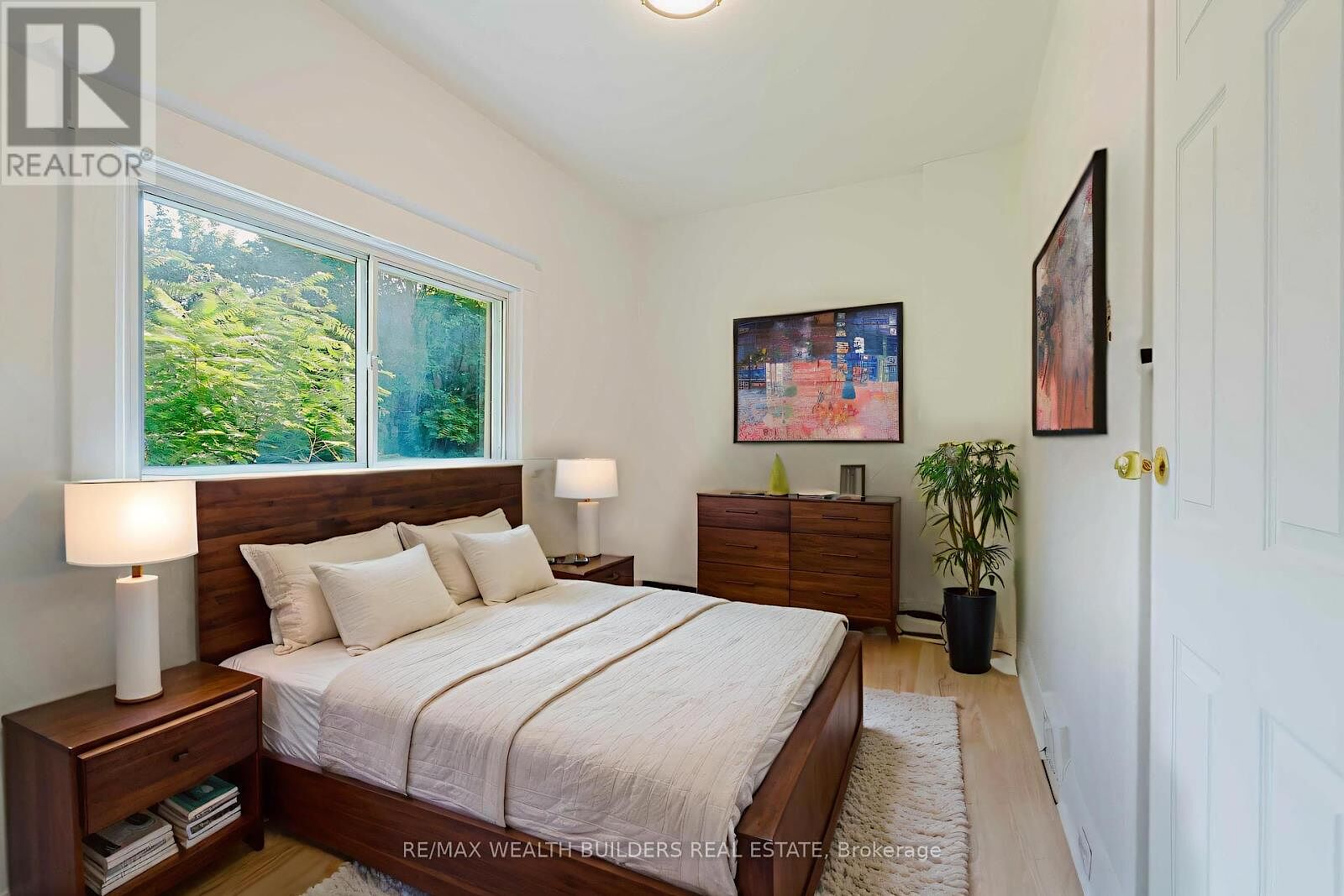 Toronto 4 bedrooms House for rent. Property photo: 673643-1