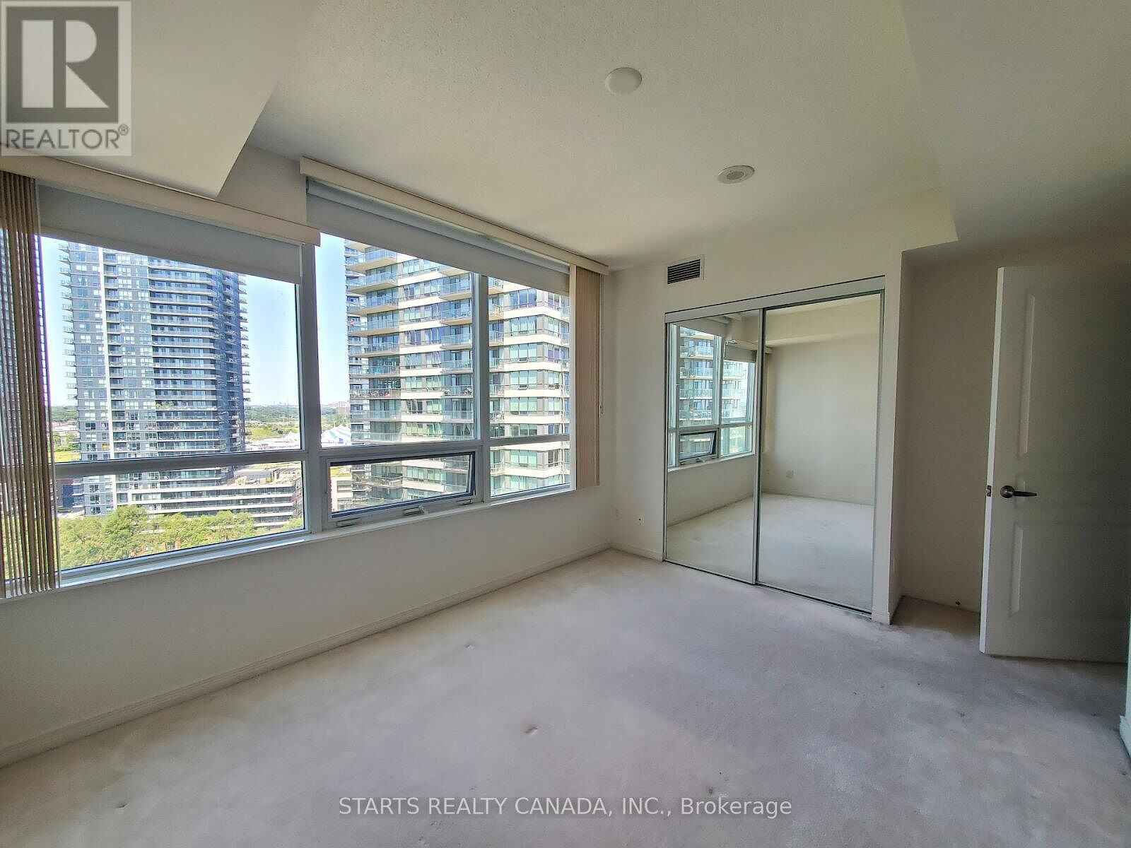 Toronto 2 bedrooms Apartment for rent. Property photo: 674941-1