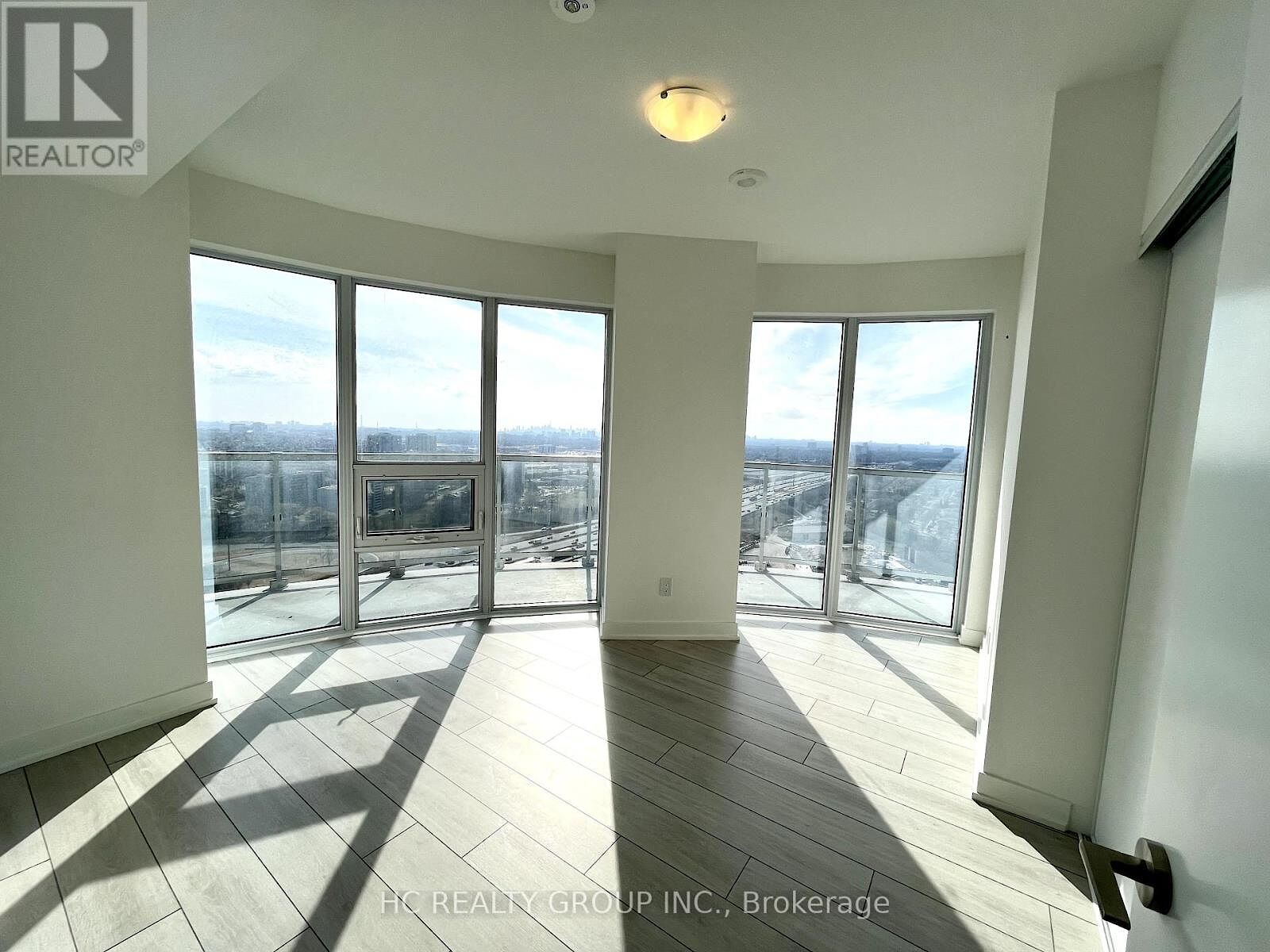 Toronto 2 bedrooms Apartment for rent. Property photo: 675952-1