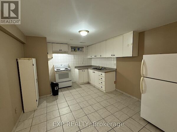 Mississauga 1 bedroom House for rent. Property photo: 676453-3