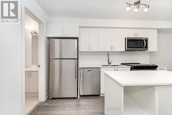 Toronto 2 bedrooms Townhouse for rent. Property photo: 676848-2