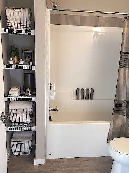 Calgary 1 bedroom Condo Unit for rent. Property photo: 676980-3