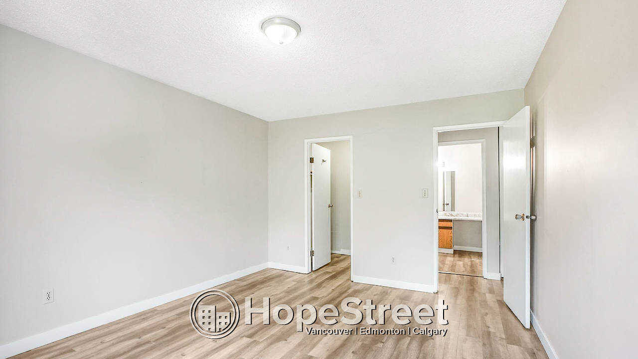 St. Albert 2 bedrooms Condo Unit for rent. Property photo: 677296-1