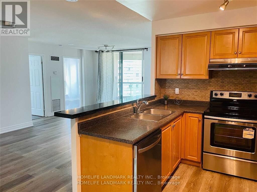 Toronto 3 bedrooms Apartment for rent. Property photo: 678745-1