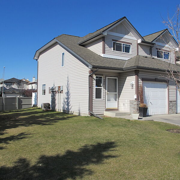 Calgary 3 bedrooms Townhouse for rent. Property photo: 678763-2