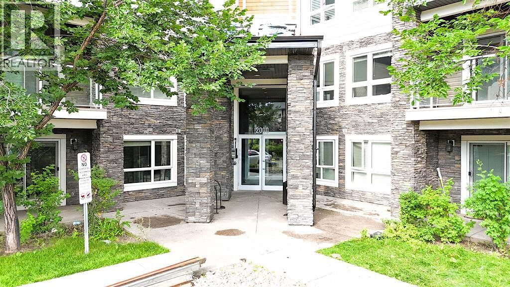 Calgary 2 bedrooms Condo Unit for rent. Property photo: 679030-1