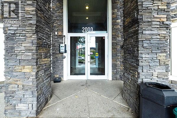 Calgary 2 bedrooms Condo Unit for rent. Property photo: 679030-2