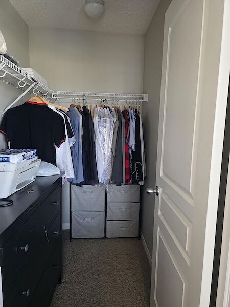 Calgary 2 bedrooms Room For Rent for rent. Property photo: 679186-3