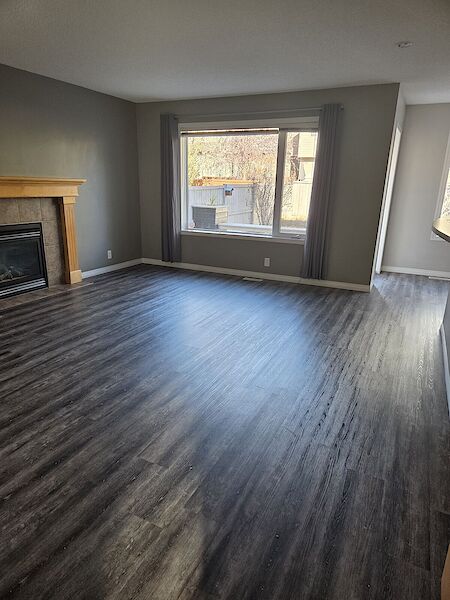 Calgary 4 bedrooms House for rent. Property photo: 679201-2