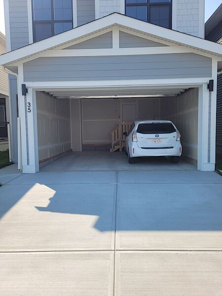 Calgary 4 bedrooms House for rent. Property photo: 679223-3