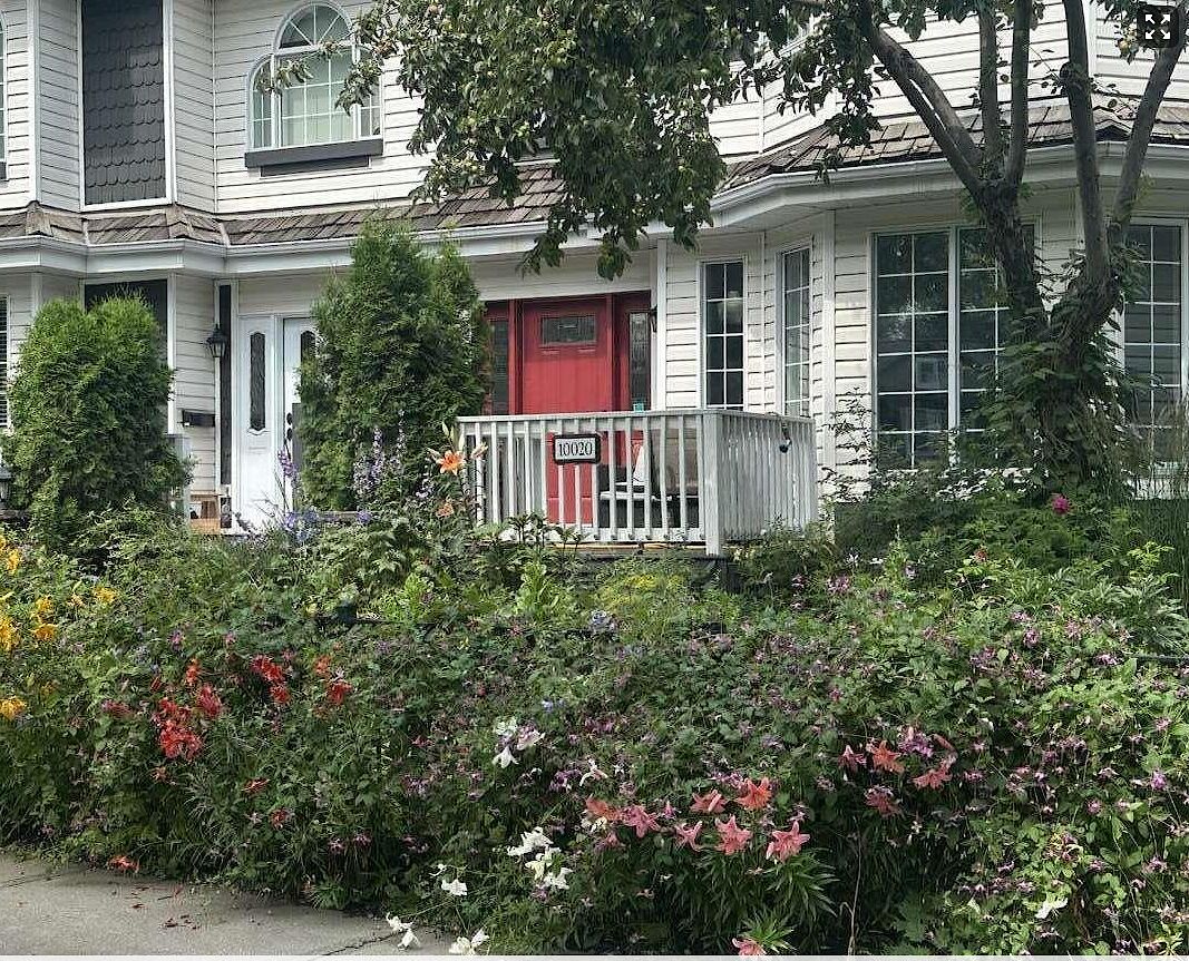 Edmonton 3 + Den bedrooms Townhouse for rent. Property photo: 679241-1