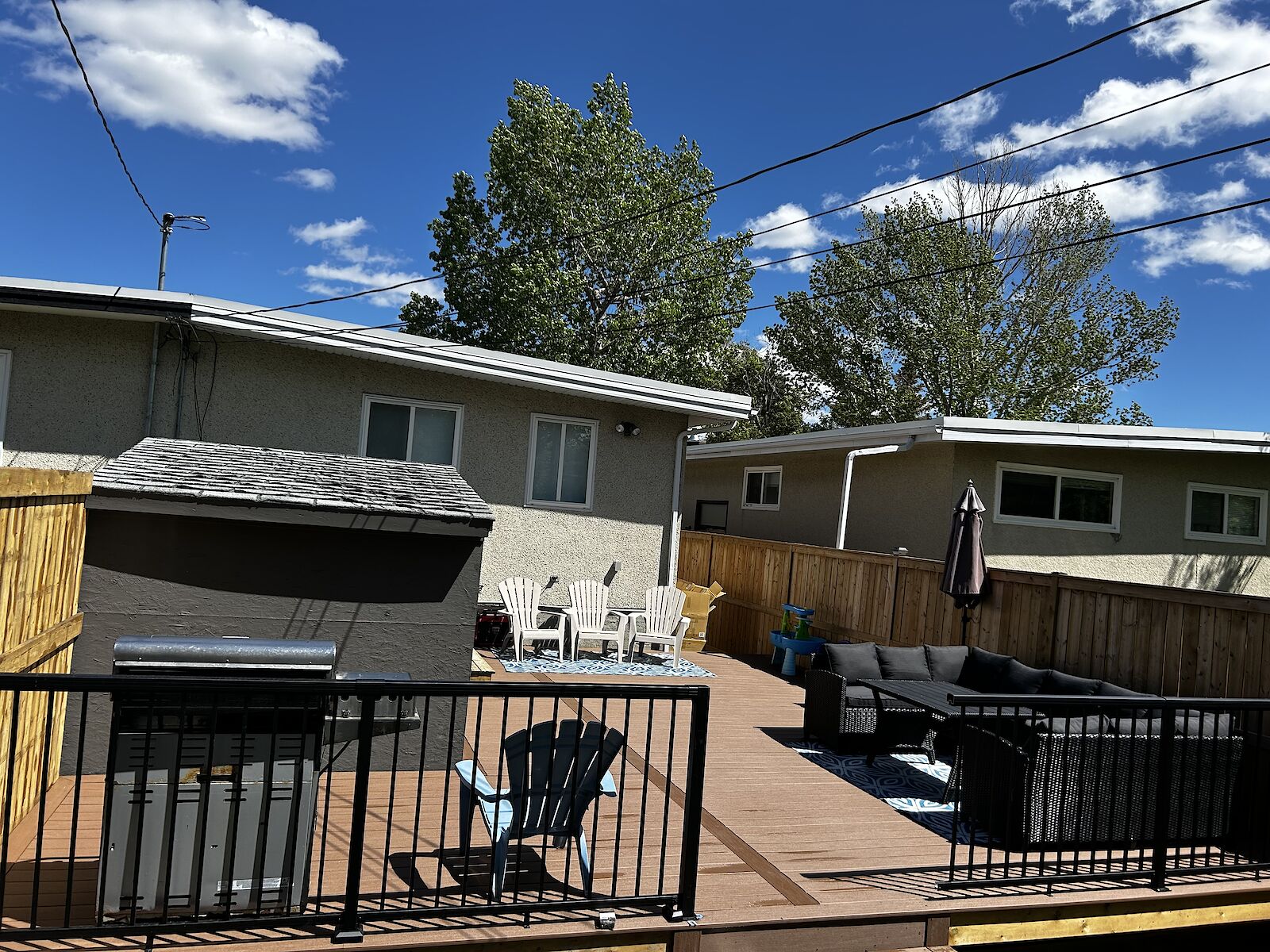 Calgary 4 bedrooms Duplex for rent. Property photo: 679367-1