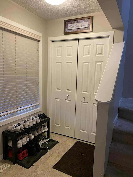 Calgary 3 bedrooms House for rent. Property photo: 679398-2