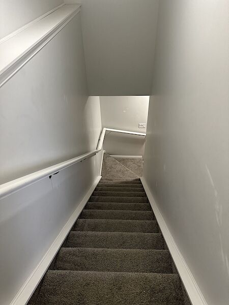 Airdrie 2 bedrooms Basement for rent. Property photo: 679607-3