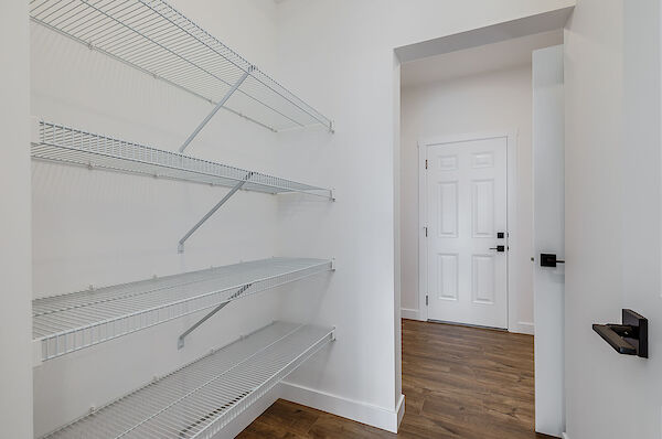 Cochrane 3 bedrooms House for rent. Property photo: 679657-2