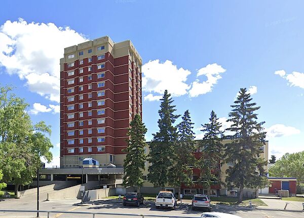 Calgary 2 + Den bedrooms Condo Unit for rent. Property photo: 679683-2