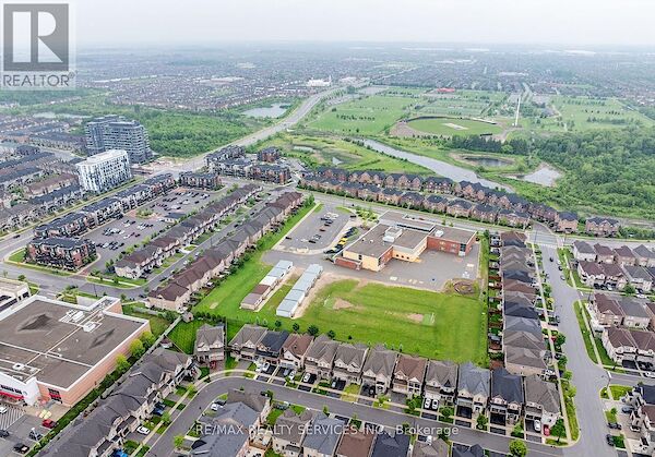 Brampton 4 bedrooms House for rent. Property photo: 679784-2