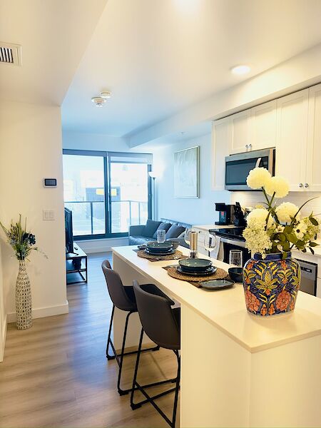 Calgary 1 bedroom Condo Unit for rent. Property photo: 679890-2