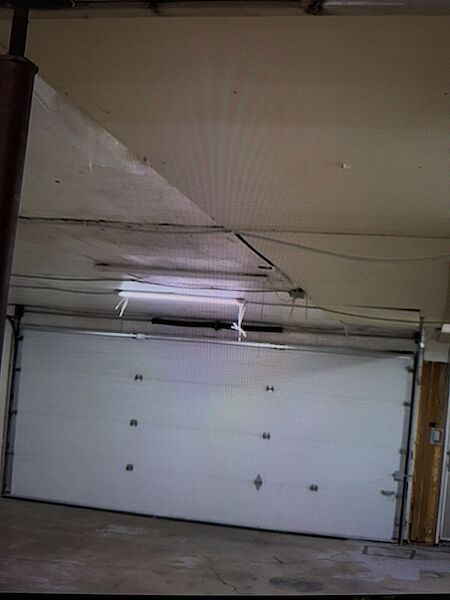 Airdrie studio Other for rent. Property photo: 679932-3