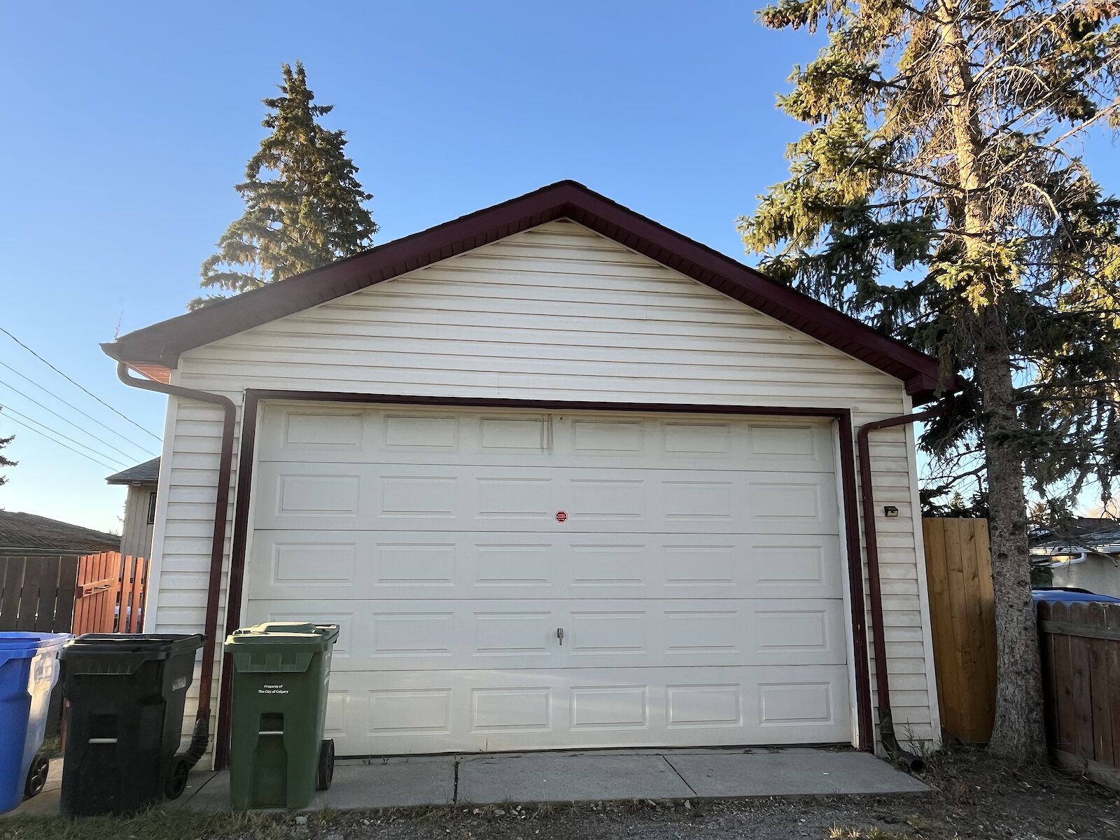 Calgary  bedrooms Storage for rent. Property photo: 680029-1