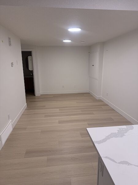 Edmonton 2 bedrooms Basement for rent. Property photo: 680353-2