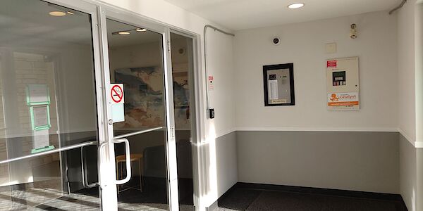 Calgary 3 + Den bedrooms Condo Unit for rent. Property photo: 680445-2