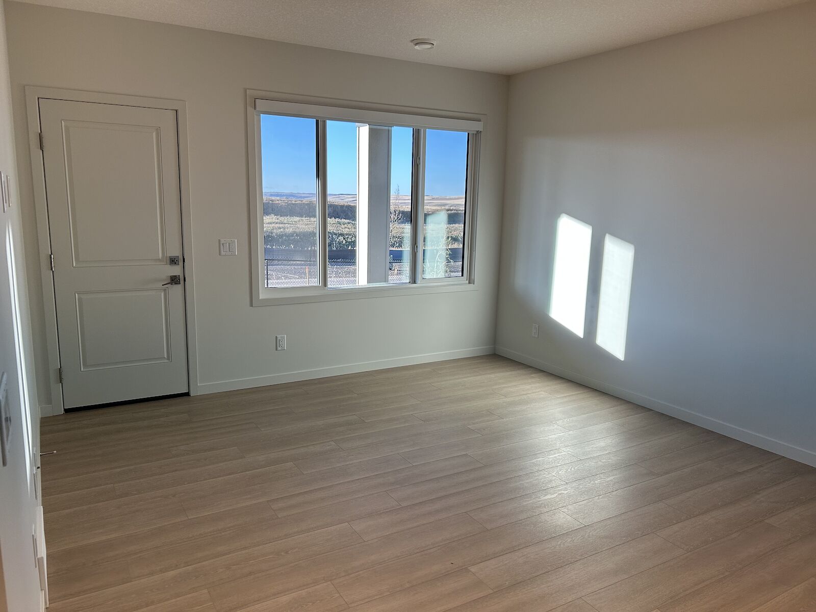 Calgary 2 bedrooms Basement for rent. Property photo: 680447-1