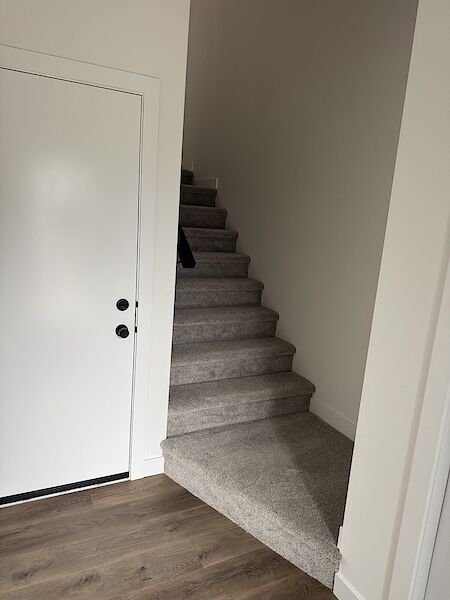 Sylvan Lake 3 bedrooms Townhouse for rent. Property photo: 680494-2