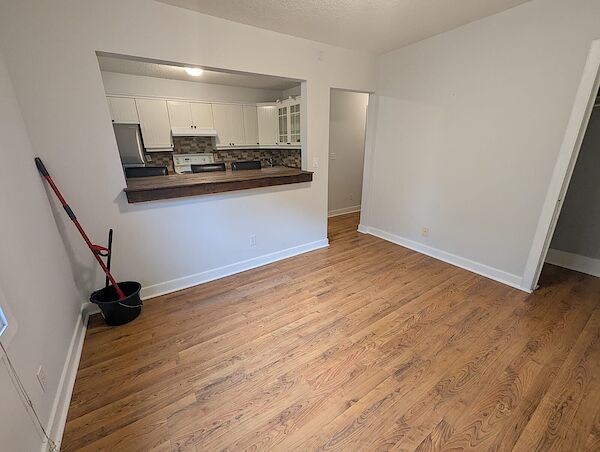 Calgary 2 bedrooms Condo Unit for rent. Property photo: 680512-3