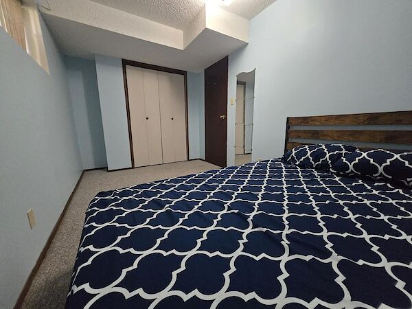 Calgary 1 bedroom Fourplex for rent. Property photo: 680631-2