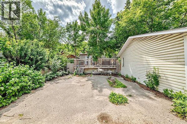 Calgary 3 bedrooms House for rent. Property photo: 680632-3