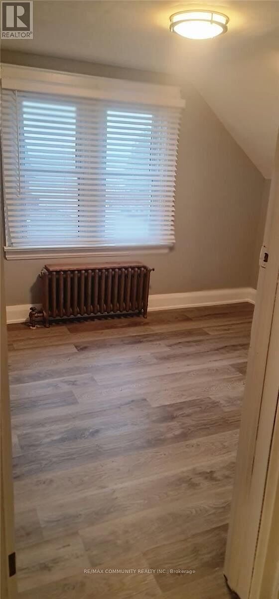 Oshawa 3 bedrooms House for rent. Property photo: 680655-1