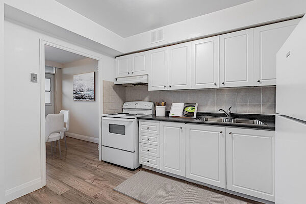 North York 1 bedroom Apartment for rent. Property photo: 680665-3