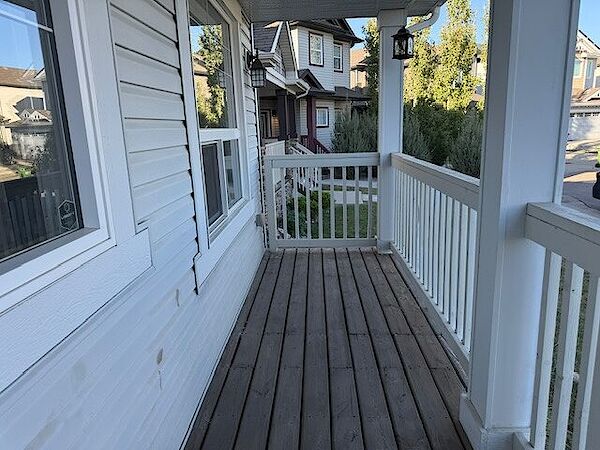 Edmonton 3 bedrooms House for rent. Property photo: 680694-2