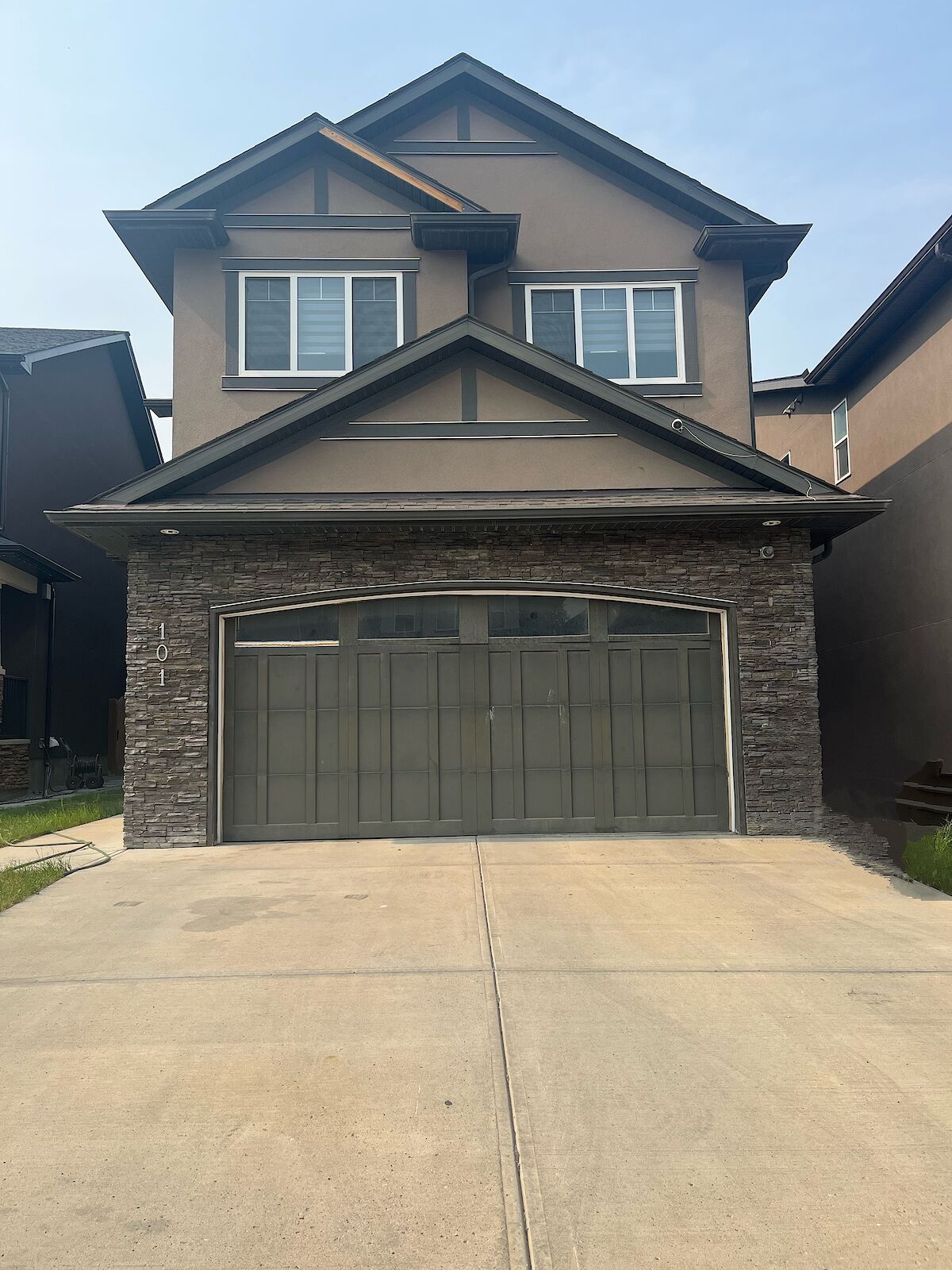 Calgary 4 + Den bedrooms House for rent. Property photo: 680789-1