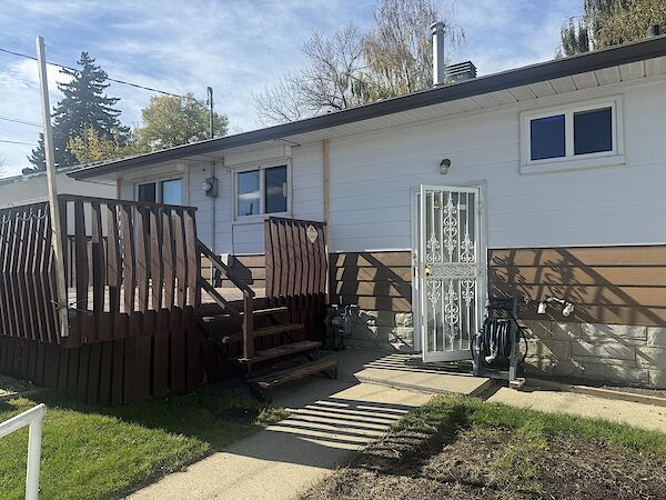 Calgary 3 bedrooms Main Floor for rent. Property photo: 681009-3