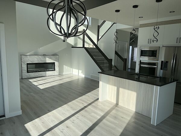 Leduc 4 + Den bedrooms House for rent. Property photo: 681016-3