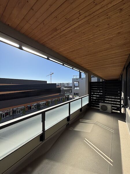 Calgary 1 bedroom Condo Unit for rent. Property photo: 681079-3