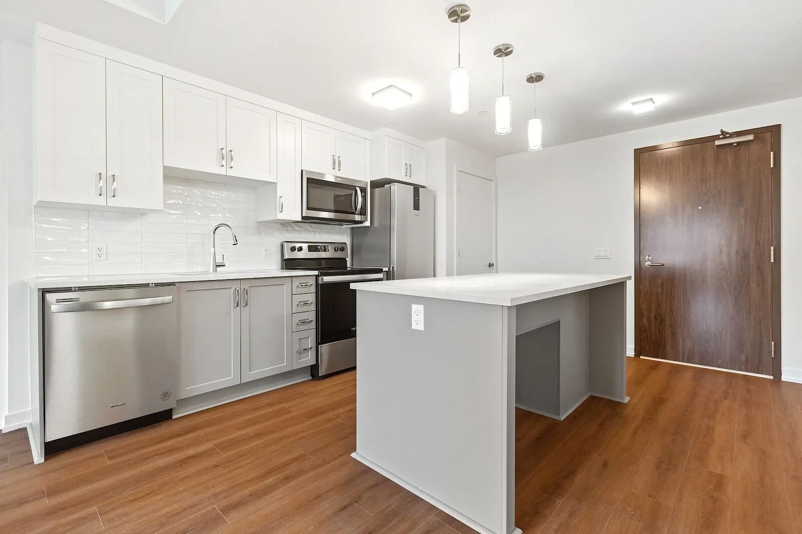 Ottawa 2 bedrooms Apartment for rent. Property photo: 681161-1