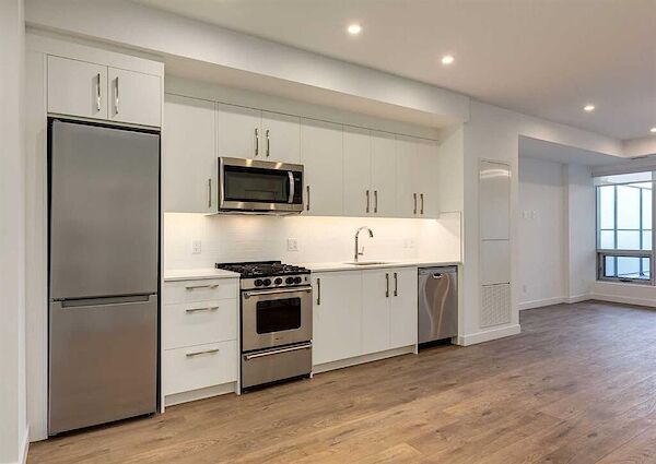 Calgary 3 bedrooms House for rent. Property photo: 681358-3