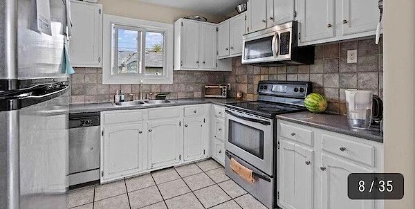 Calgary 3 + Den bedrooms House for rent. Property photo: 681439-2