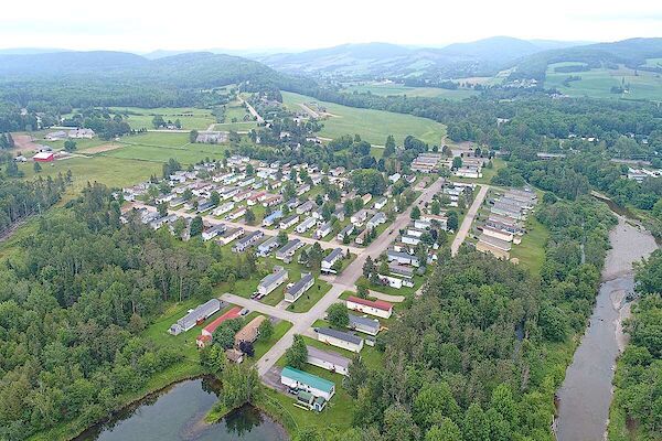 Sussex studio House for rent. Property photo: 681440-3