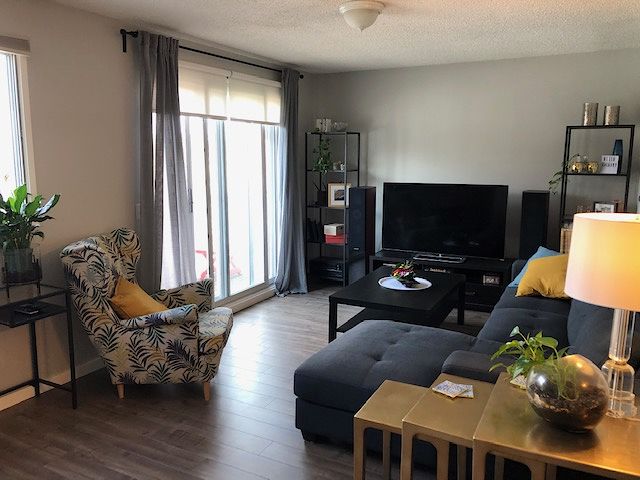 Calgary 3 bedrooms Apartment for rent. Property photo: 68154-1