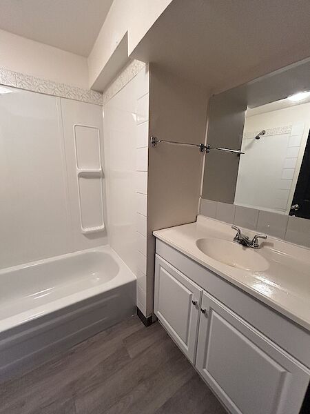 Calgary 2 bedrooms Basement for rent. Property photo: 681553-3