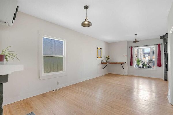 Calgary 2 + Den bedrooms House for rent. Property photo: 681577-3