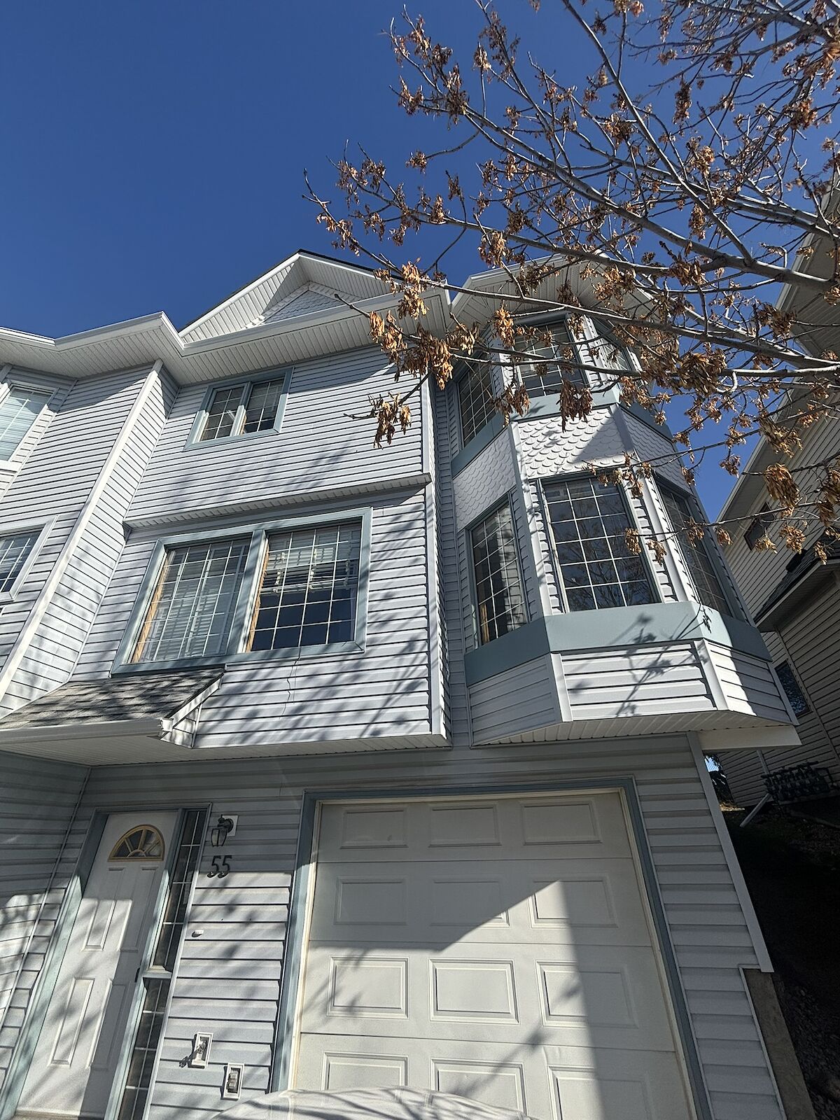 Calgary 3 bedrooms Townhouse for rent. Property photo: 681638-1