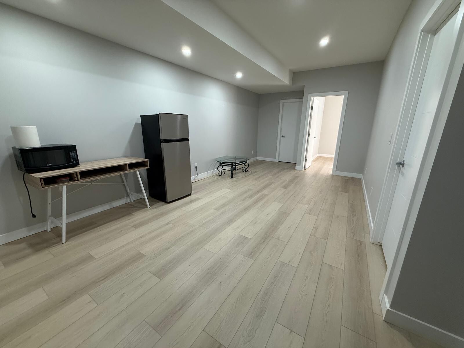 Calgary 2 bedrooms Basement for rent. Property photo: 681639-1