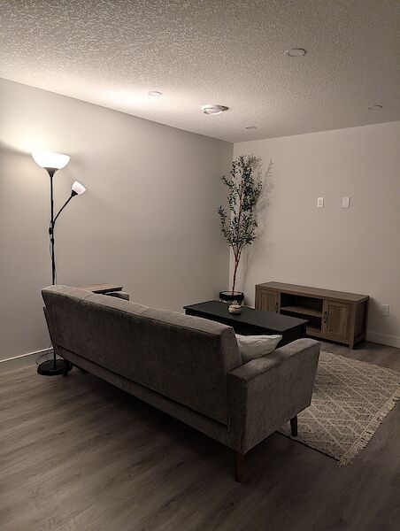 Spruce Grove 1 bedroom Basement for rent. Property photo: 681671-2